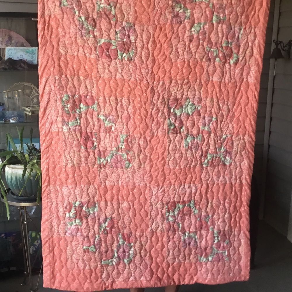 NWT. Hand Crafted Quilt in Corals